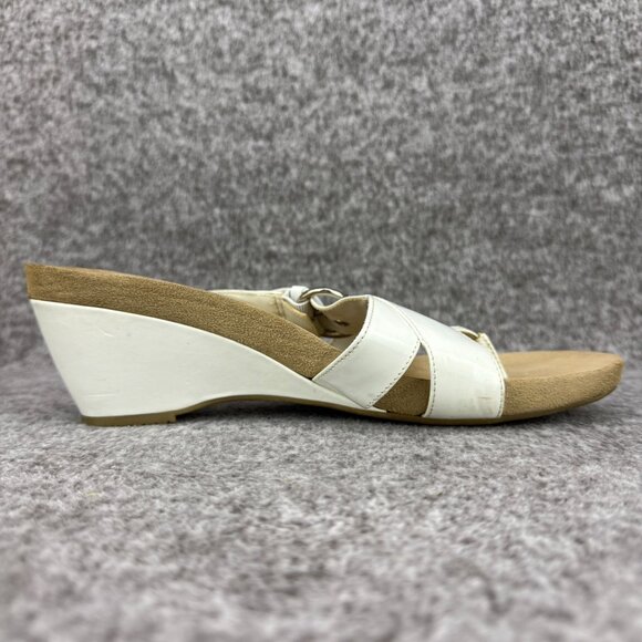 ✅Mossimo Paige Womens 9 White Strappy Thong Wedge Sandals All Man-Made Materials - Picture 11 of 12
